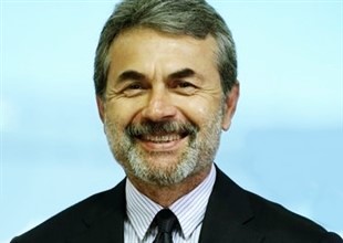 Aykut Kocaman Kimdir?