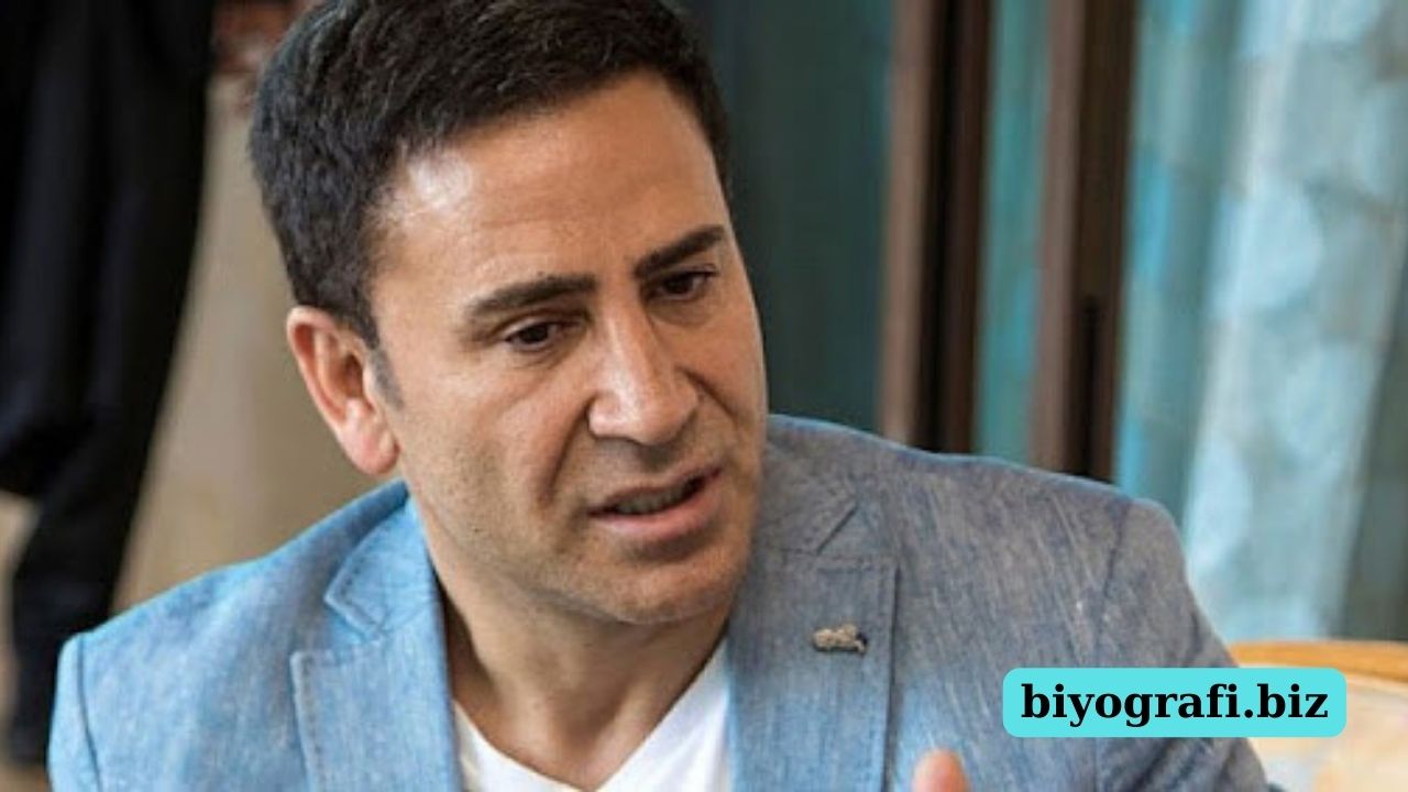 İzzet Yıldızhan Kimdir?