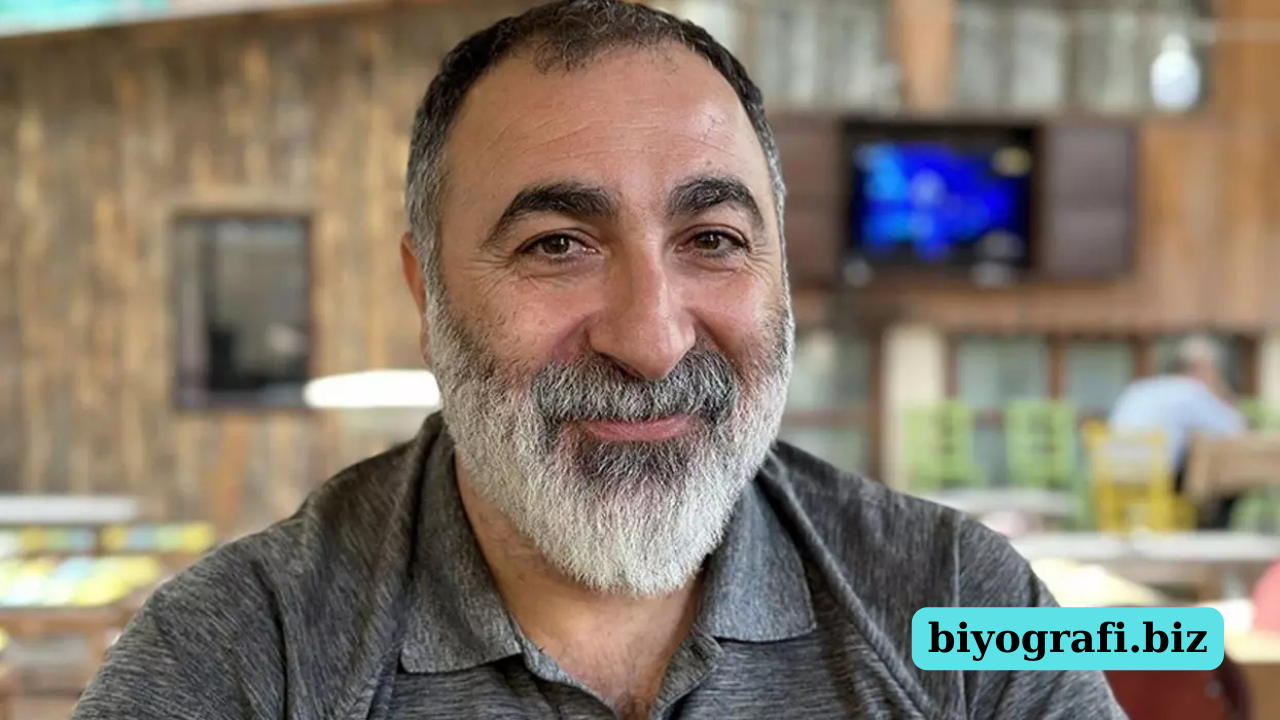 Ahmet Sönmez Kimdir?