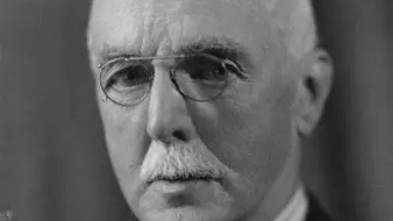 Arthur Harden Kimdir?